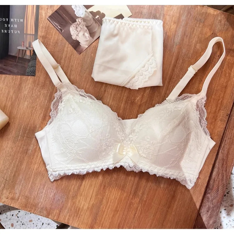 Wireless French Bralette for Small Chest, No Adjustable Push Up Lace Bra Set, Comfort Sexy Non Padded Lingerie for Women MOYISU Dames & Queens Dreams-Lingerie